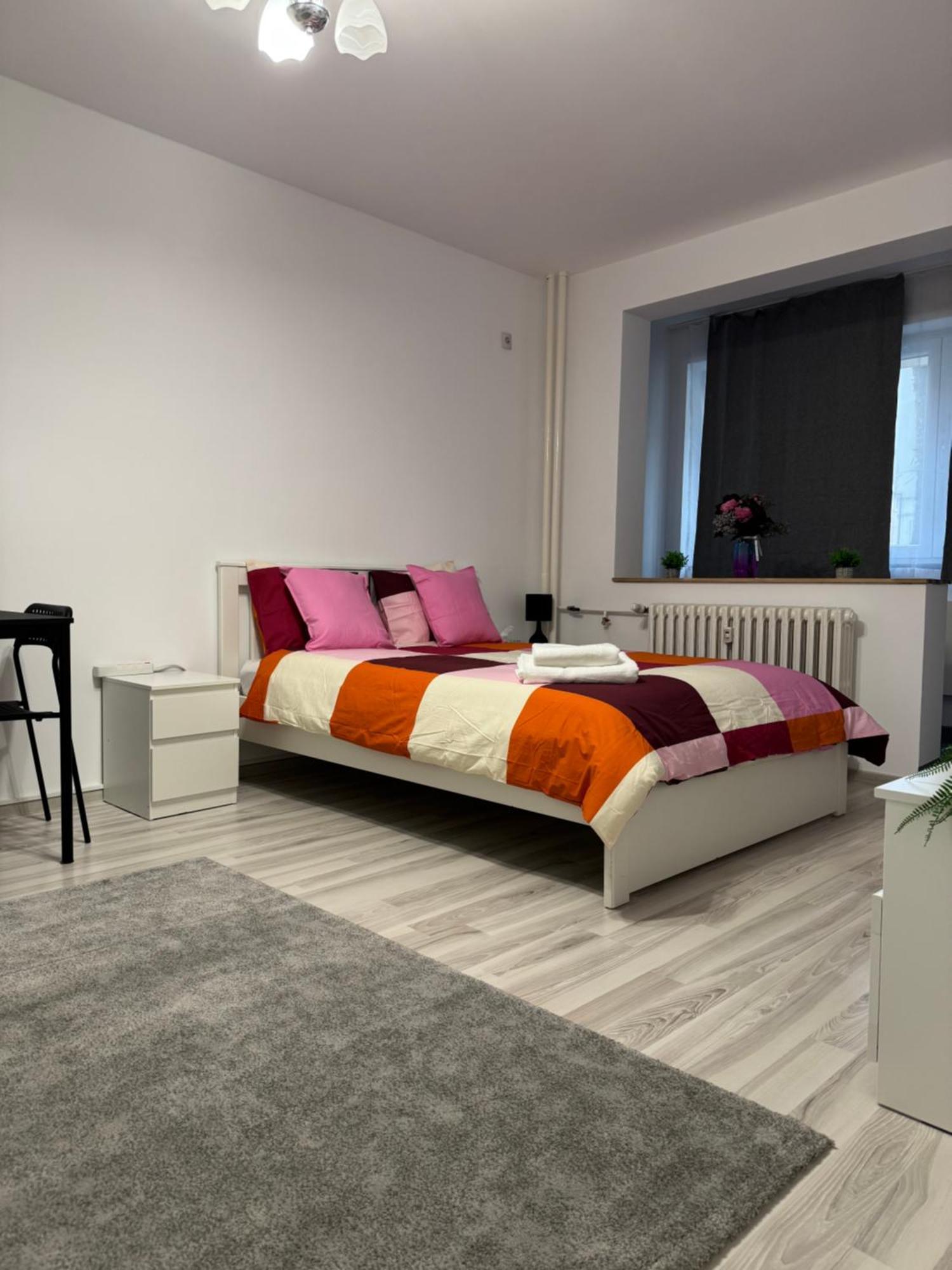 Apartament Titan Park Bucureşti