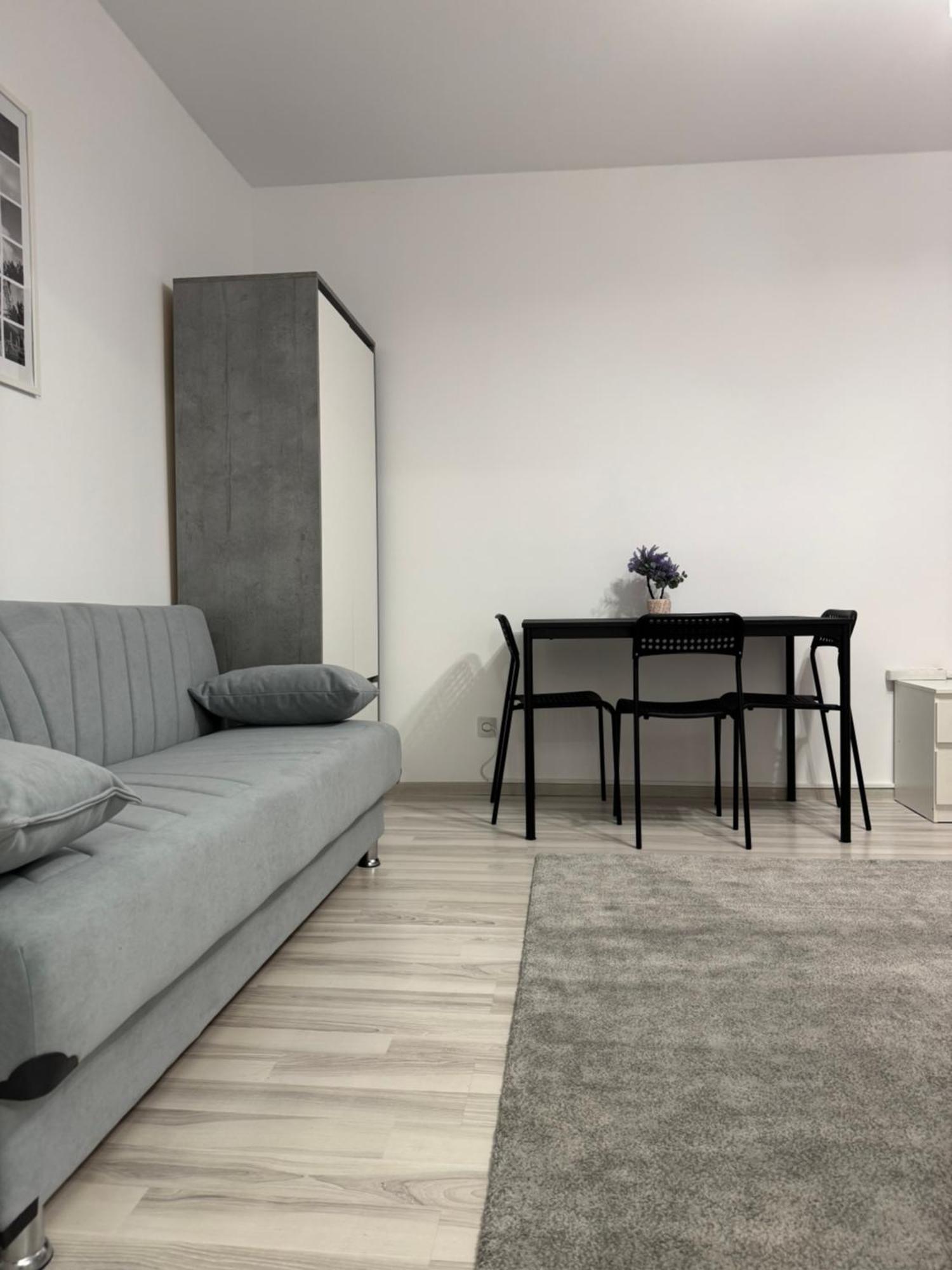 Titan Park Apartament